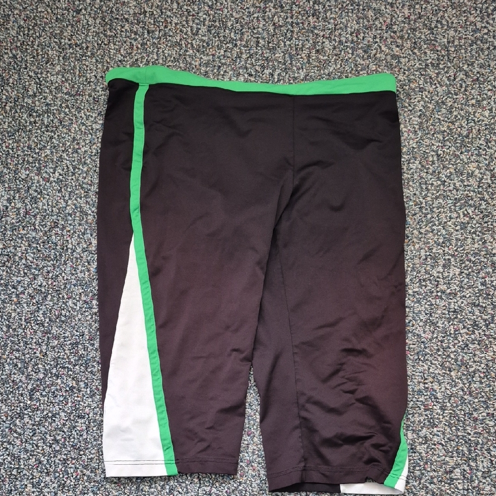 Black and Green Athletic Capri